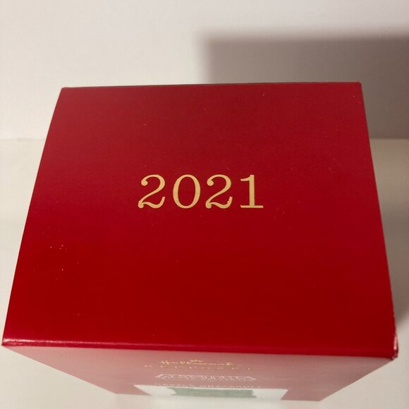 Hallmark 2021 Ornament Castle Grayskull Masters of the Universe NIB - Picture 2 of 2